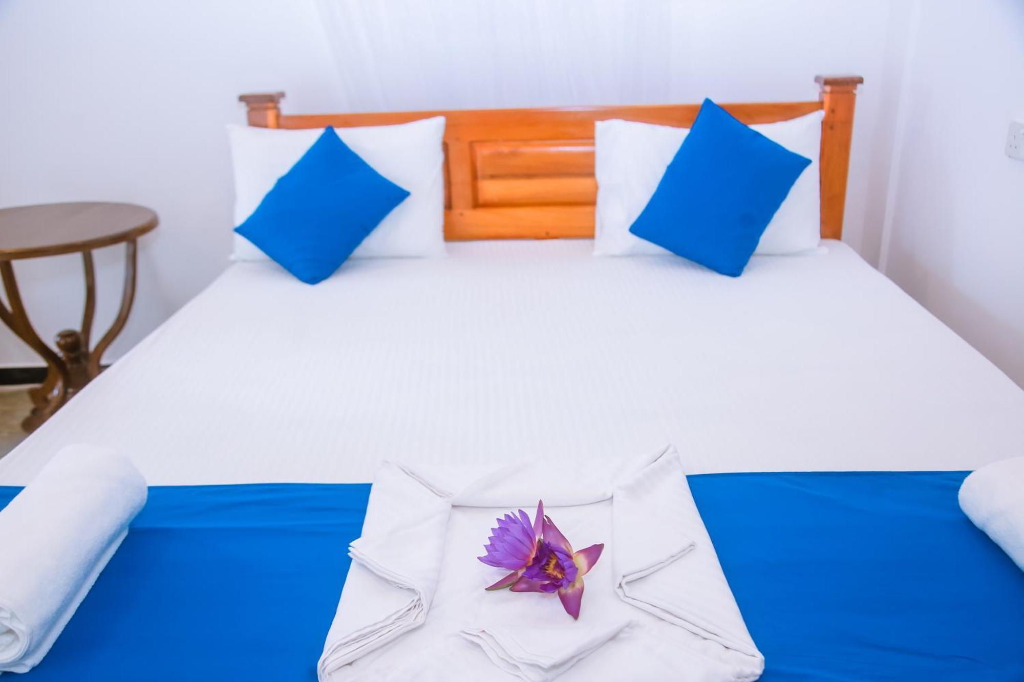 Blue Sky Hotel Mirissa Luaran gambar