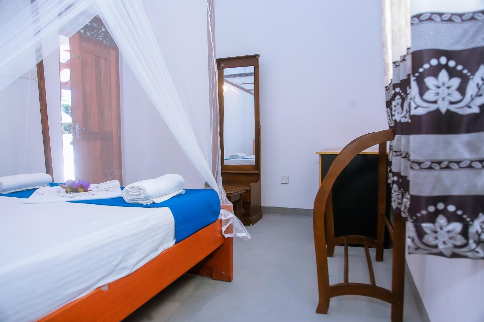 Blue Sky Hotel Mirissa Luaran gambar