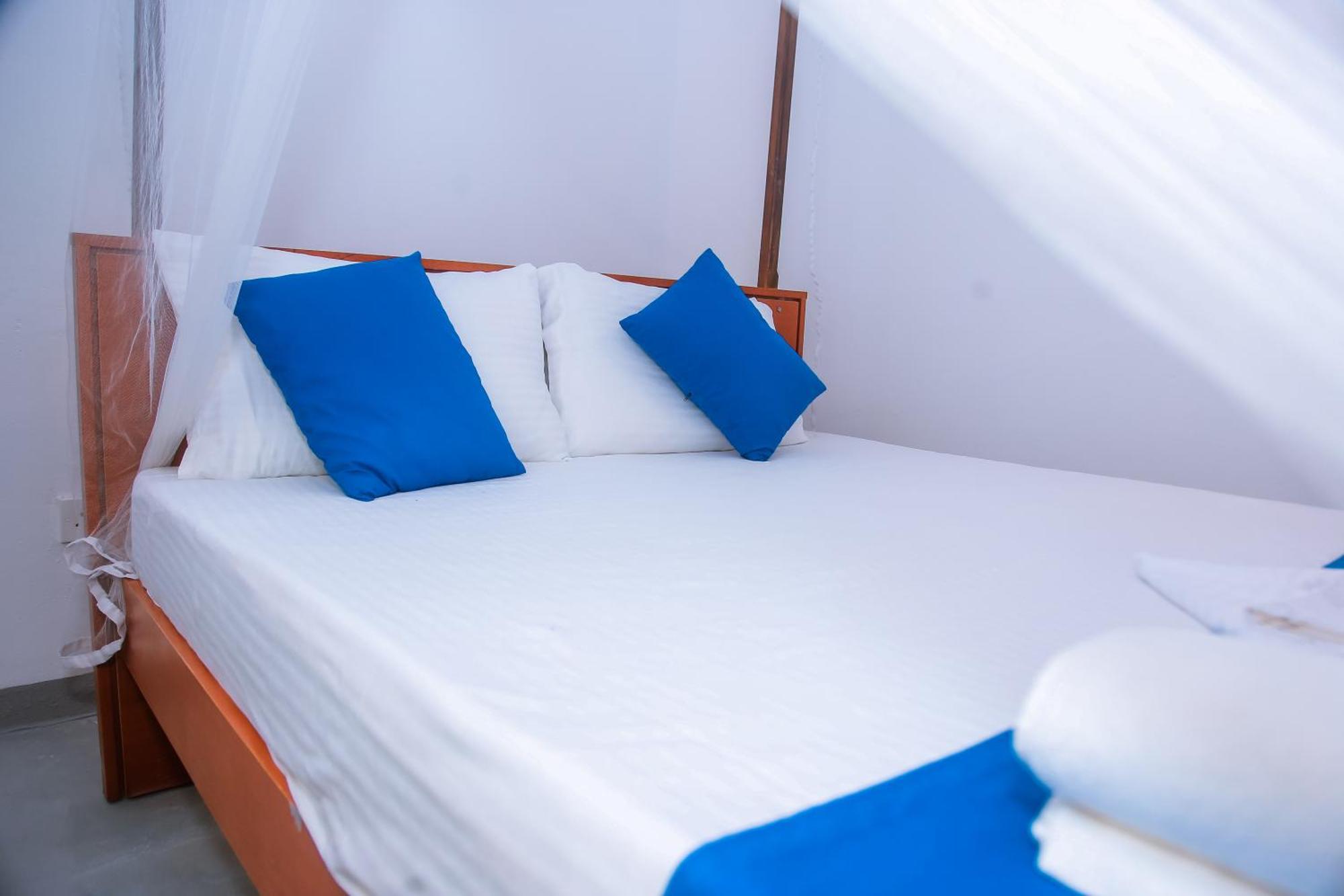 Blue Sky Hotel Mirissa Luaran gambar
