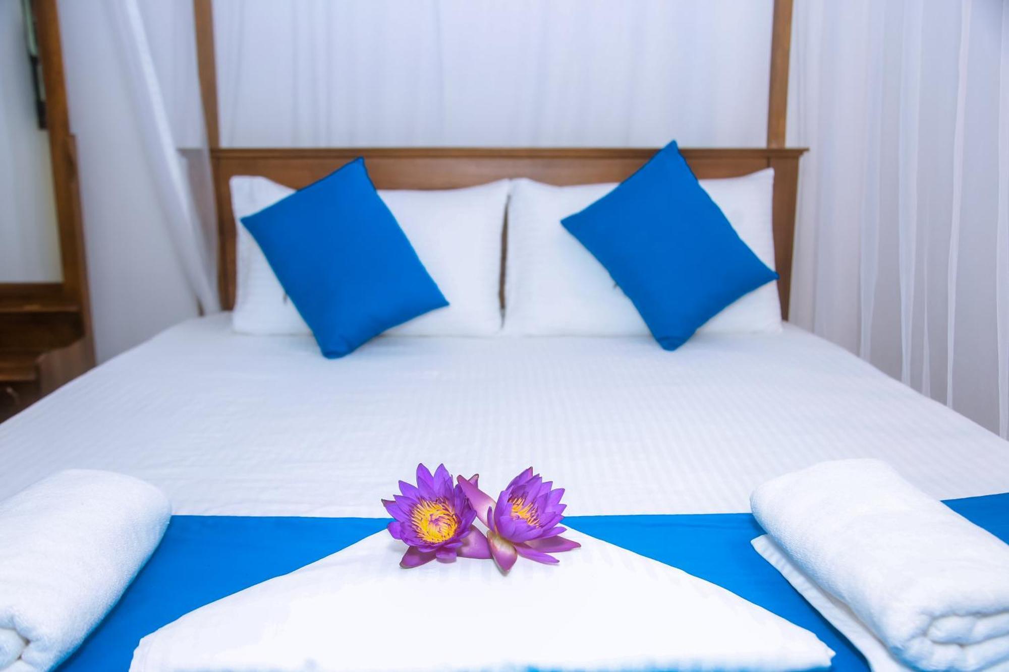 Blue Sky Hotel Mirissa Luaran gambar