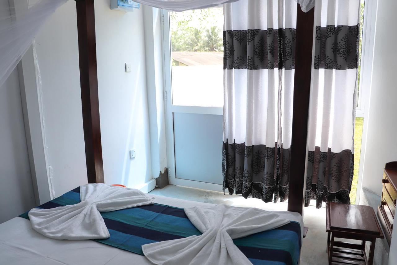 Blue Sky Hotel Mirissa Luaran gambar